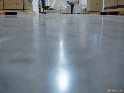 東莞混凝土密封固化劑 宇邦地坪材料，專(zhuān)業(yè)生產(chǎn)供應(yīng)商的品牌實(shí)力